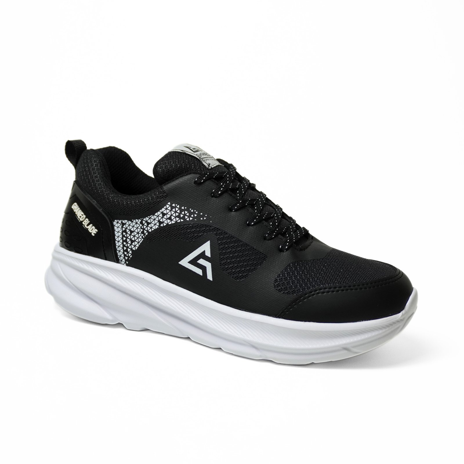 Sepatu Running Ghaneo Blade Full Black - Hitam Putih