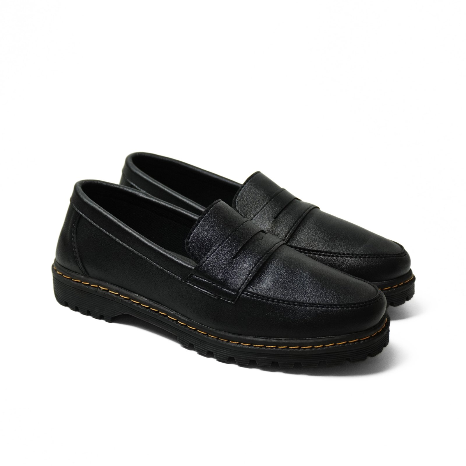 Sepatu Loafers Pria Formal Hitam LM-02 Polos